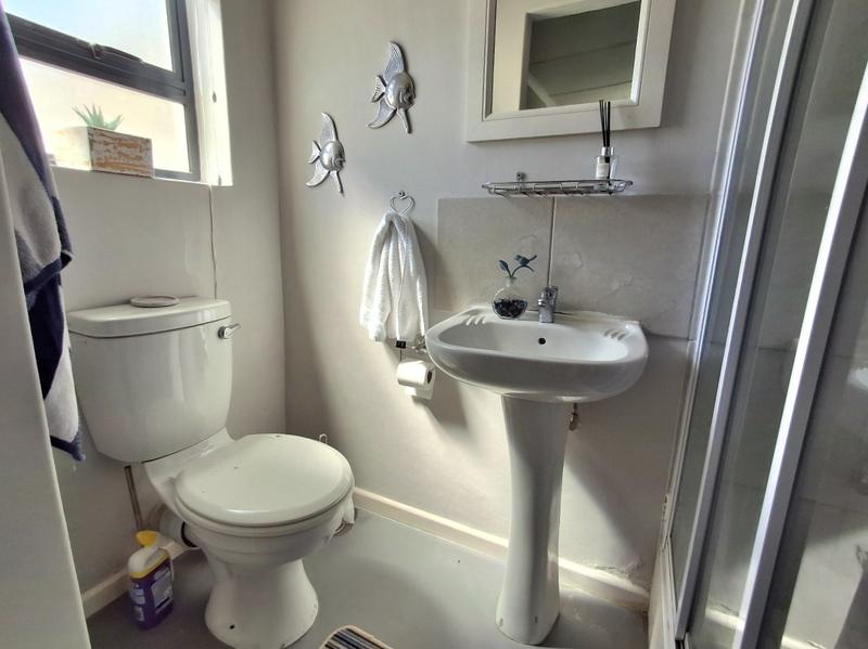 3 Bedroom Property for Sale in Britannia Bay Western Cape